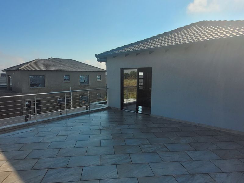 Designed for refined family living! - Photo 9