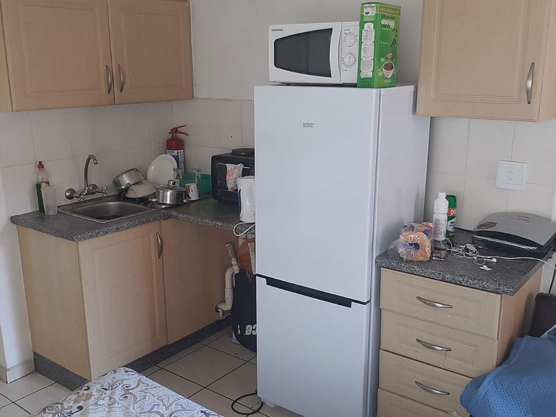 Neat Studio Apartment in the Heart of Empangeni - Photo 3
