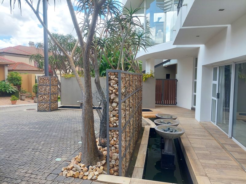 Bold living. Big energy. Zero compromise - Photo 3