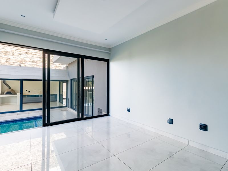 This exceptional masterpiece awaits you! - Photo 7