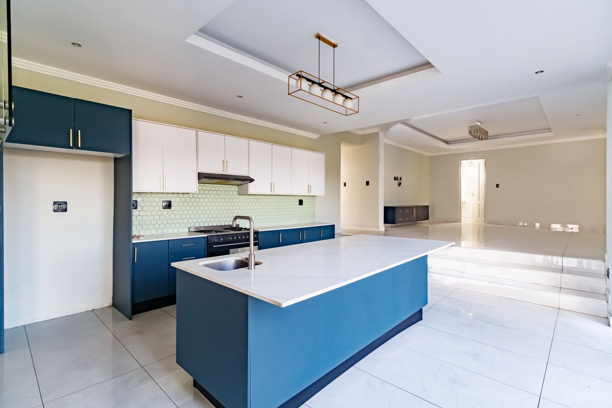 This exceptional masterpiece awaits you! - Photo 4