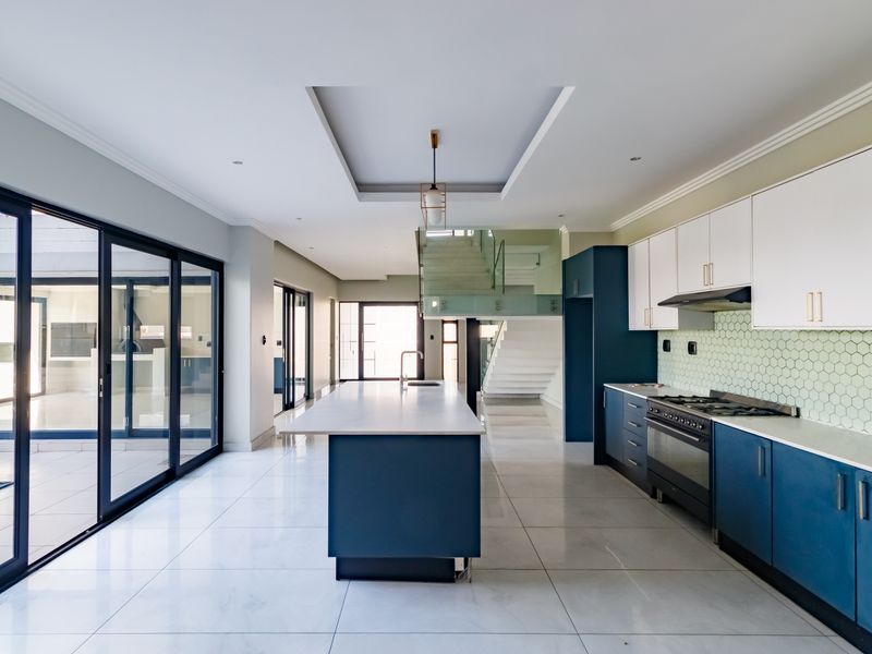 This exceptional masterpiece awaits you! - Photo 5