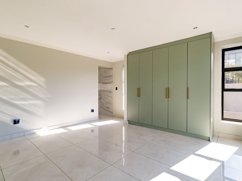 This exceptional masterpiece awaits you! - Photo 10