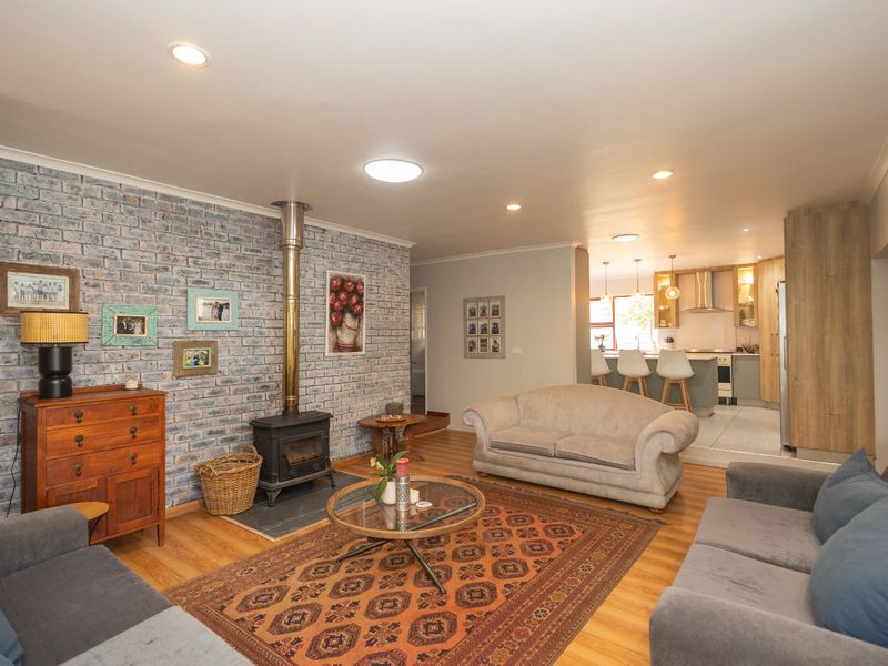 Elegant Furnished 5-Bedroom Residence in Vierlanden - Photo 6