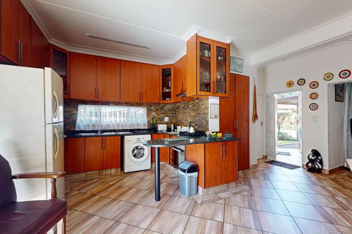 CARISBROOKE MATURE LIFESTYLE ESTATE - Photo 3