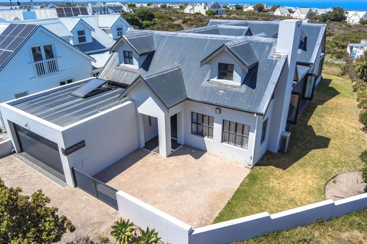 Architectural Coastal Retreat with Income Potential - Photo 3