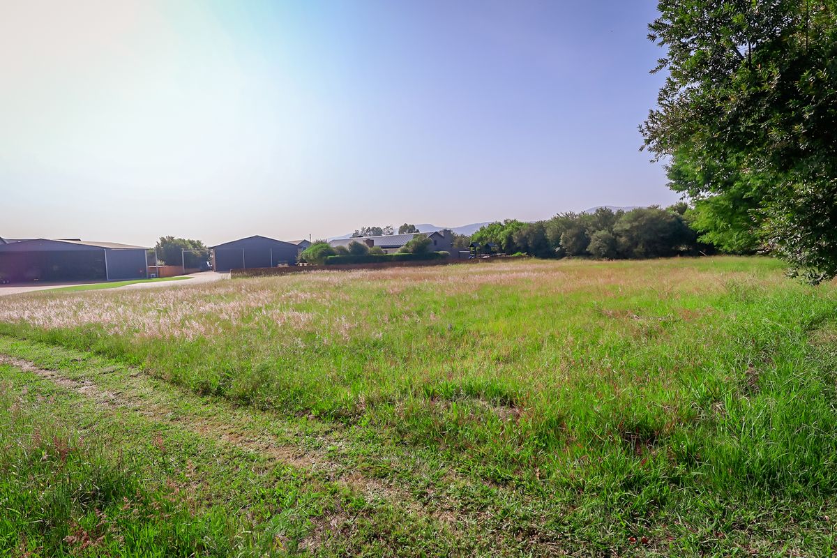 Spacious Stand with Aviation Potential in The Coves Estate - Photo 5