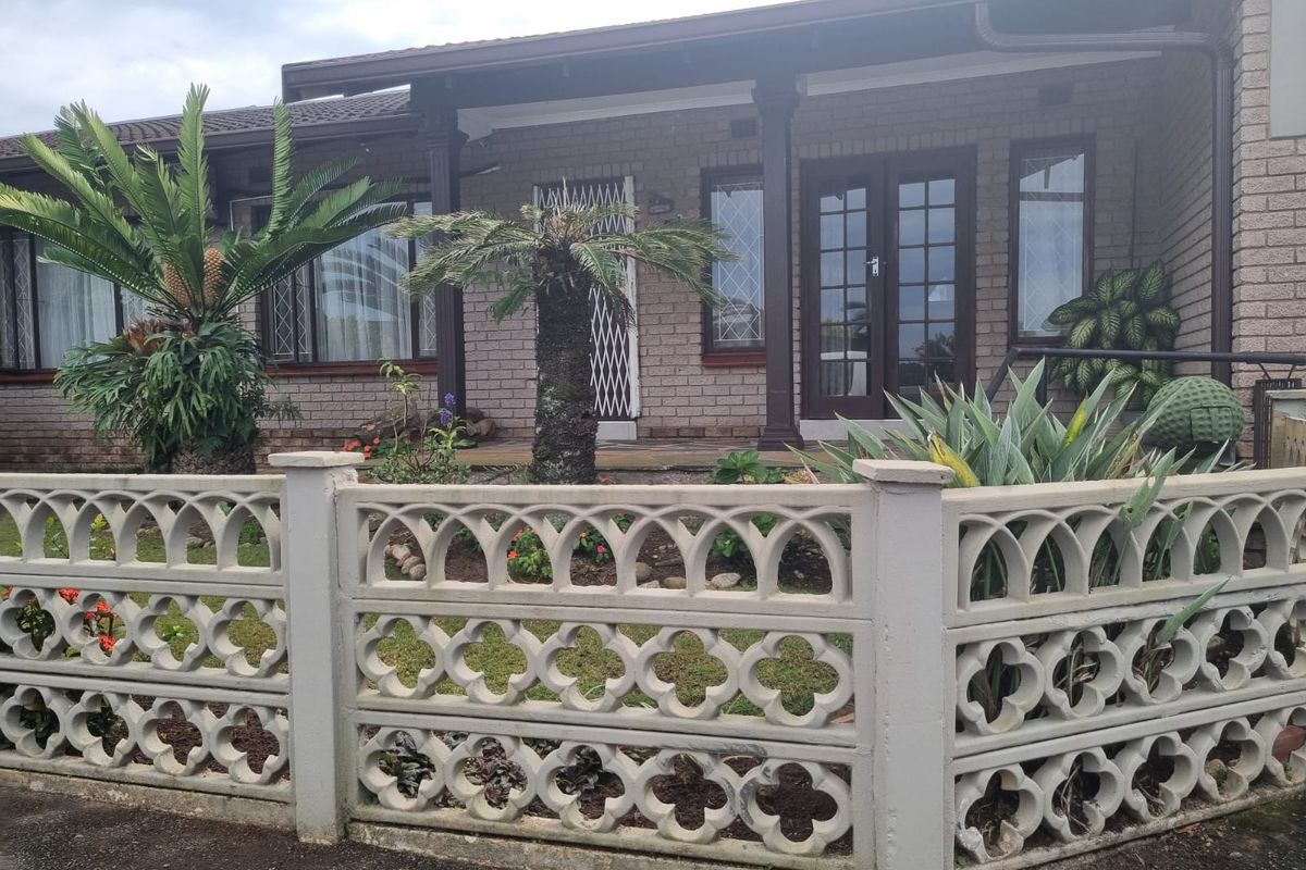 3 Bedroom Stepless Simplex - Modern Living With private Garden and Jacuzzi - Photo 4