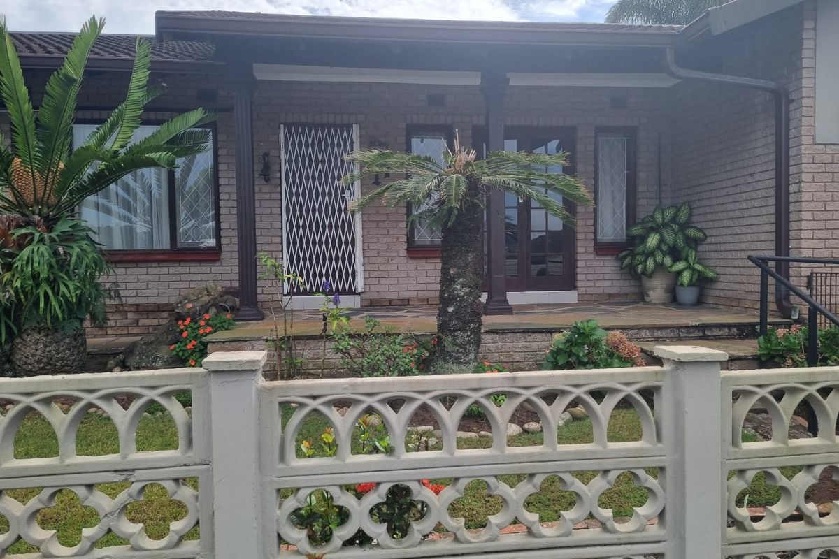 3 Bedroom Stepless Simplex - Modern Living With private Garden and Jacuzzi - Photo 2