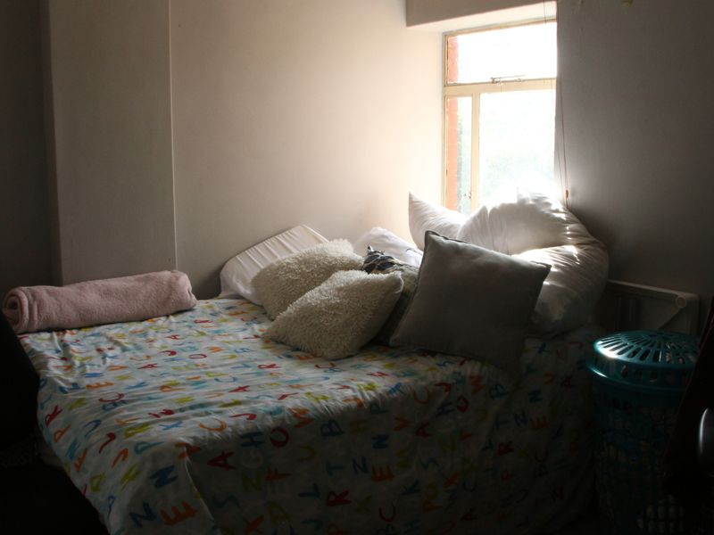 Charming 2 Bedroom Unit for Rent in Wonderboom South - Photo 5