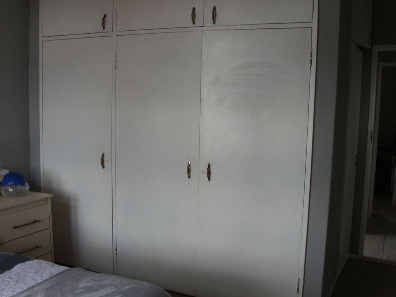 Charming 2 Bedroom Unit for Rent in Wonderboom South - Photo 3