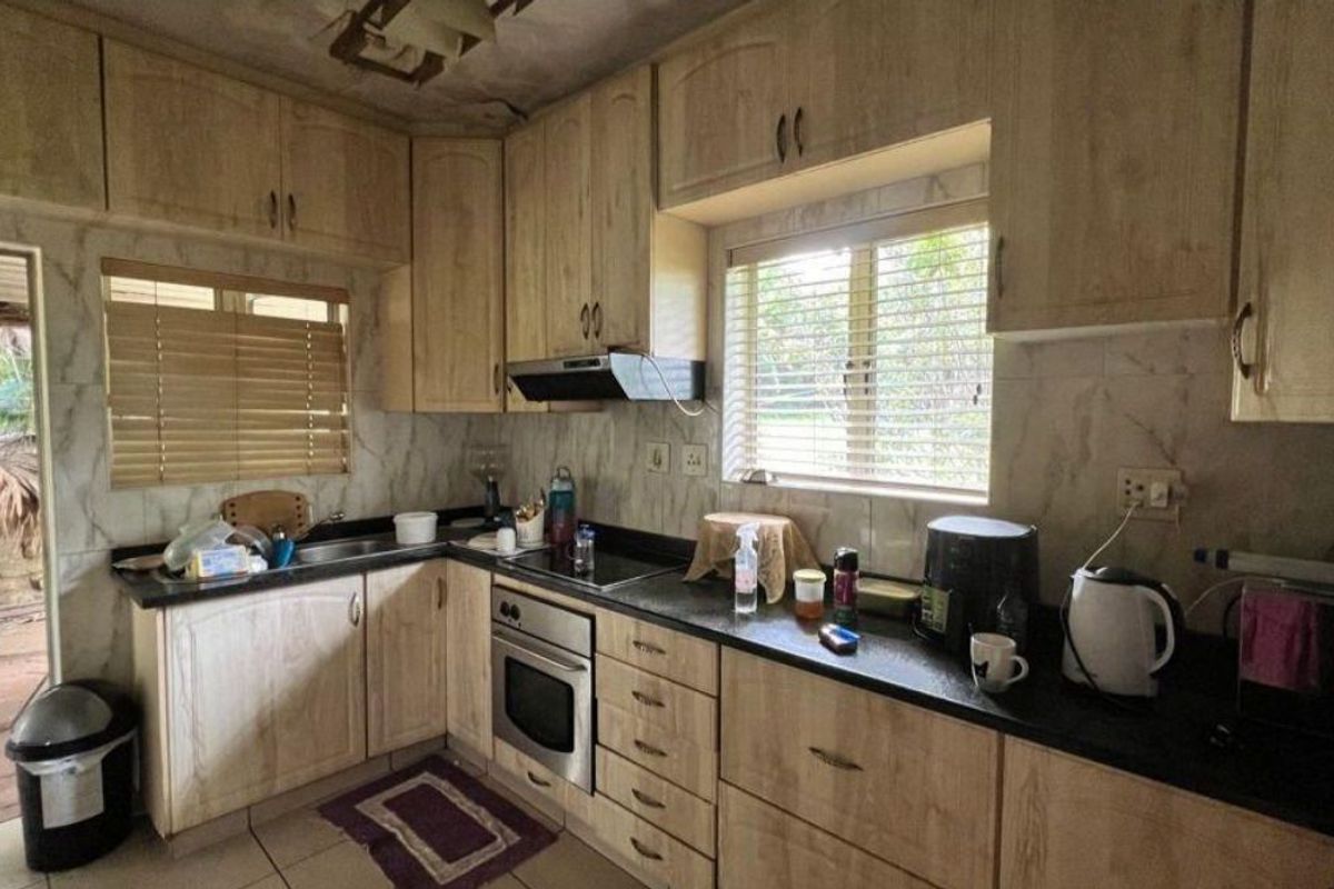 Home with Endless Potential in Grosvernor Bluff - Photo 3