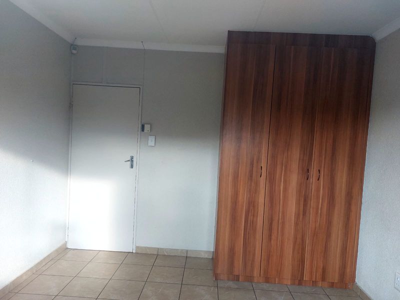 3 Bedroom Home for Sale in Waterkloof Hills Estate - Photo 7