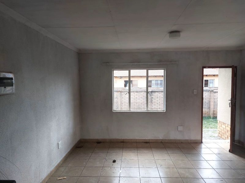 3 Bedroom Home for Sale in Waterkloof Hills Estate - Photo 3