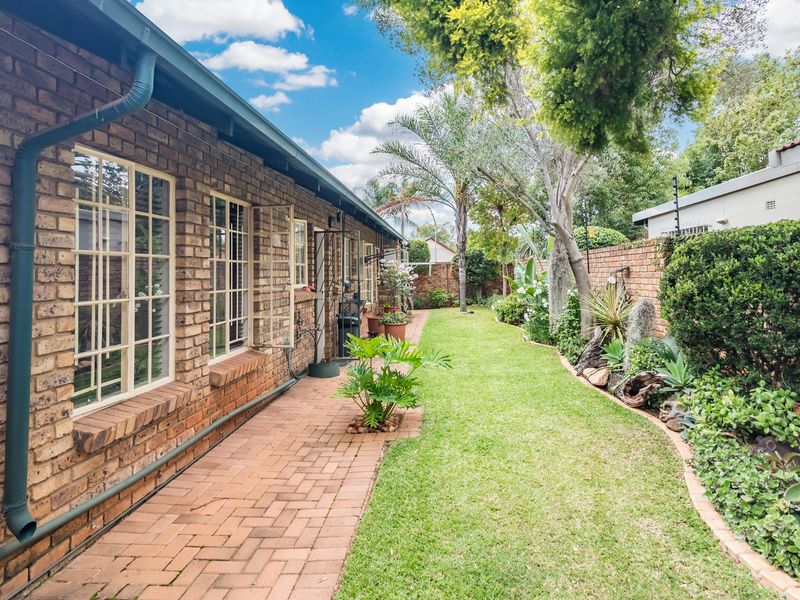 NON-DISTRESSED AUCTION. Bidding start from R1,65M - Photo 4