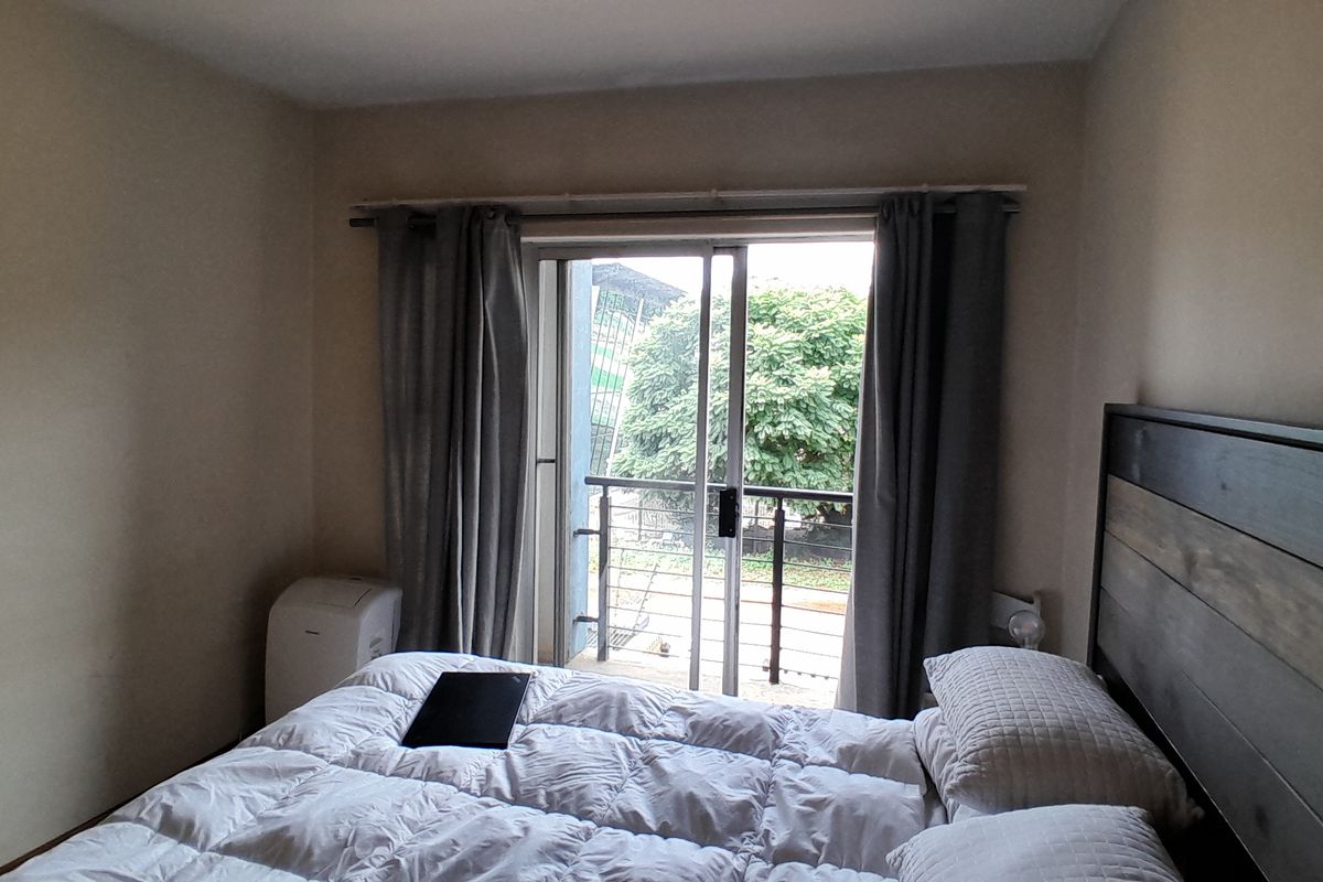 Secure, stylish, and ready to move in, perfect for families or professionals - Photo 4