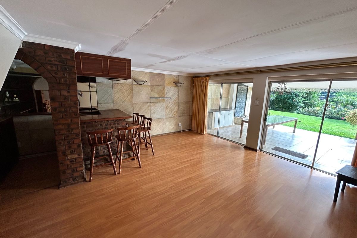 Montrose 4 bedoom house to Let - Photo 3