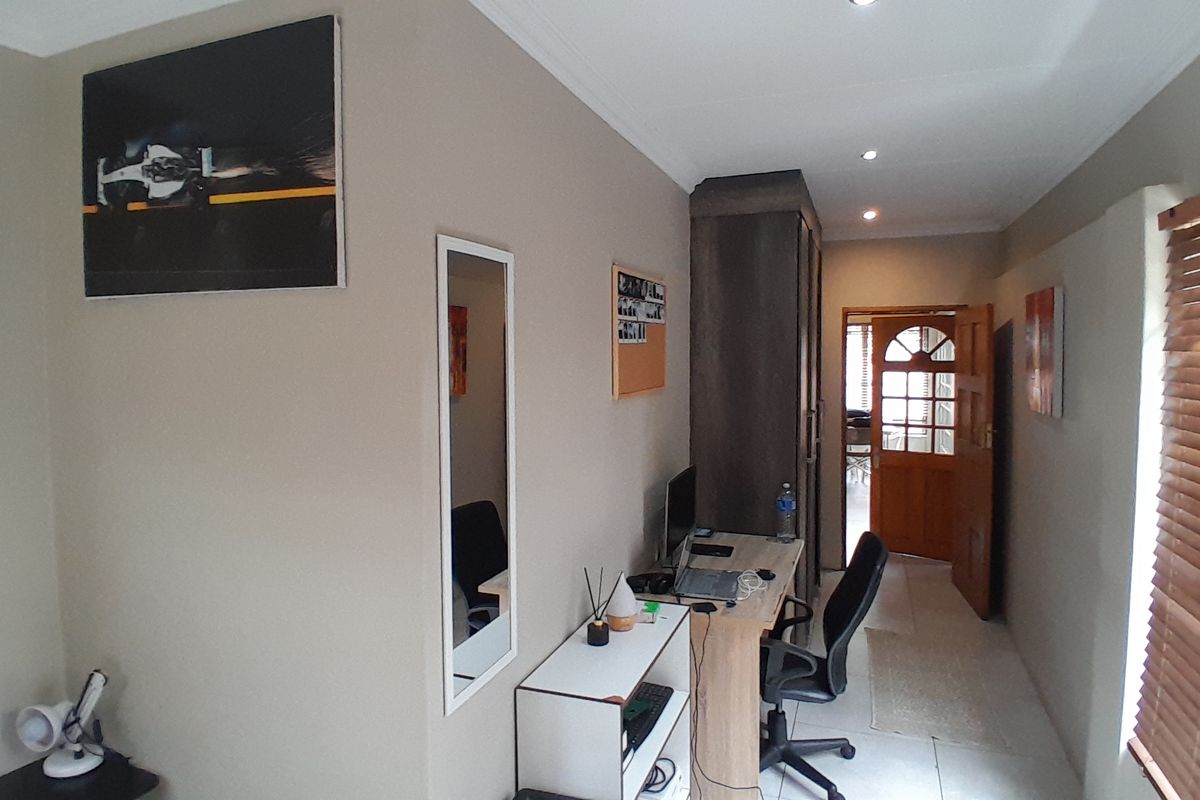 Modern Multi-Unit Investment with Triple Income Opportunity - Photo 5