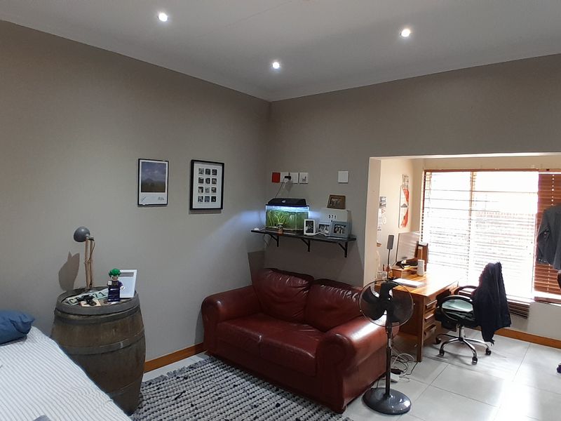 Modern Multi-Unit Investment with Triple Income Opportunity - Photo 6