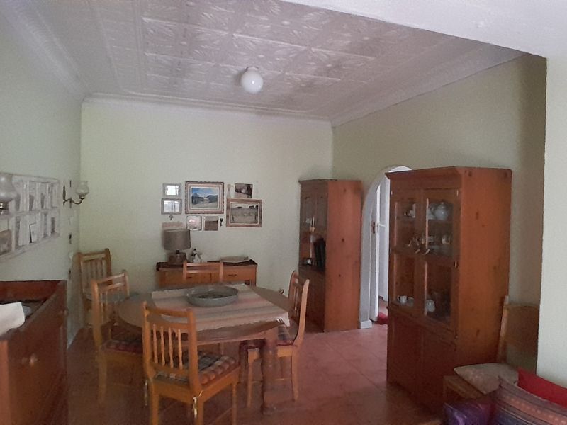 Warm Character Home with Flatlet on a Large Stand - Photo 6