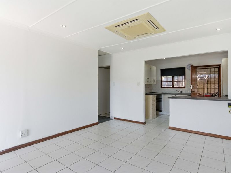 A Hidden Gem with Space to Breathe and Entertain! - Photo 5