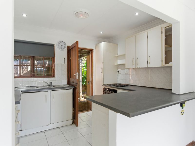 A Hidden Gem with Space to Breathe and Entertain! - Photo 7