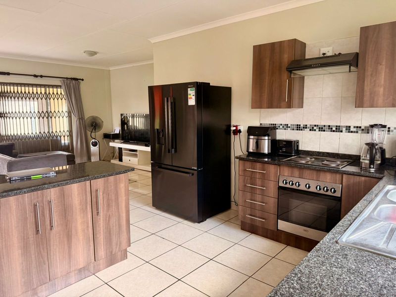 House For Sale In Rustenburg - Photo 2