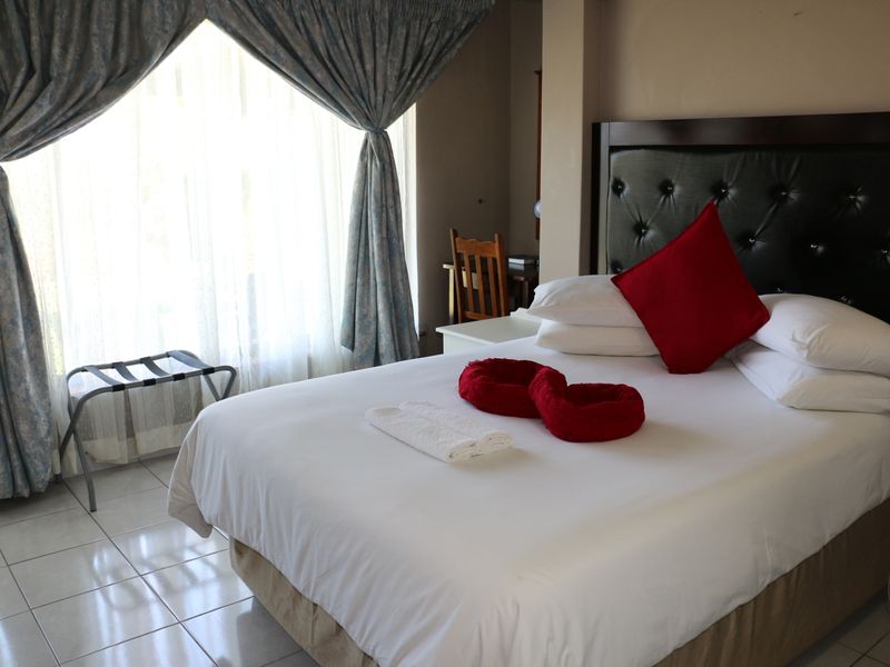 Own a Proven Hospitality Asset in Prime Bunkers Hill - Photo 7