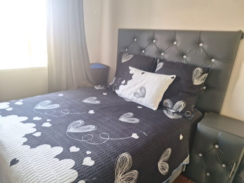 Spacious Double-Storey Family Home with Modern Comforts & Entertainer’s Appeal - Photo 7