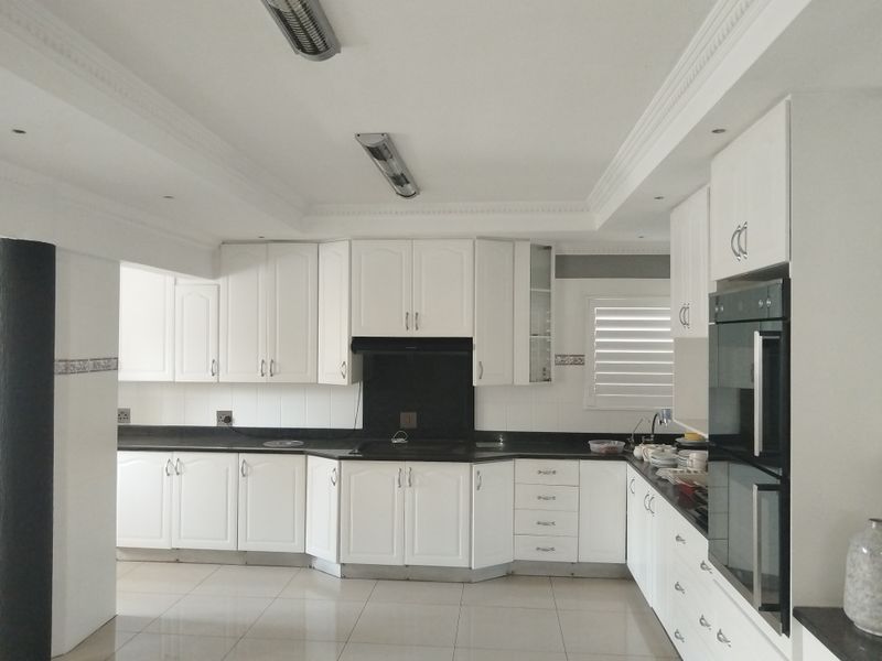 Charming Freehold Home in Vanderbijlpark SW 5 - Photo 7