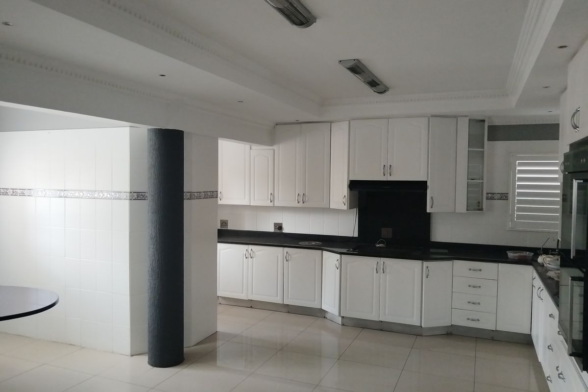 Charming Freehold Home in Vanderbijlpark SW 5 - Photo 5