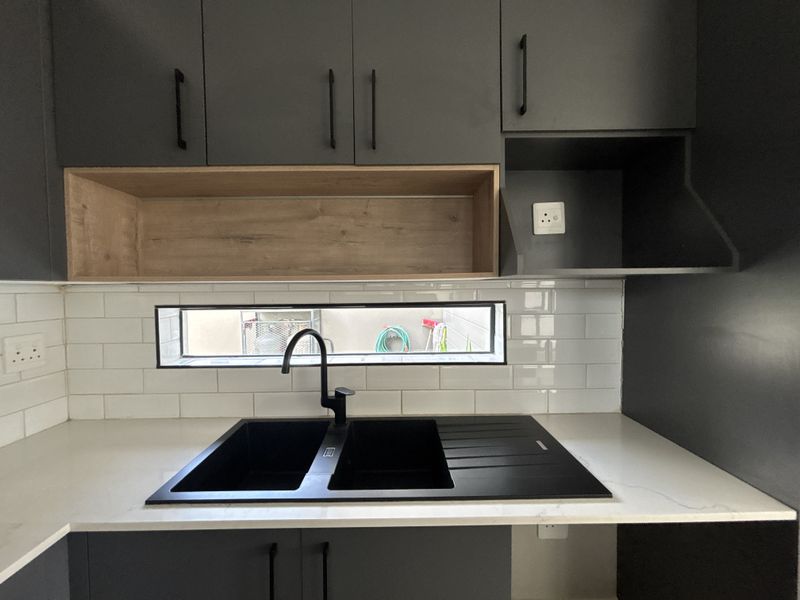 Modern 3 Bedroom Home in Rynfield – Stylish, Secure and Move-In Ready - Photo 7