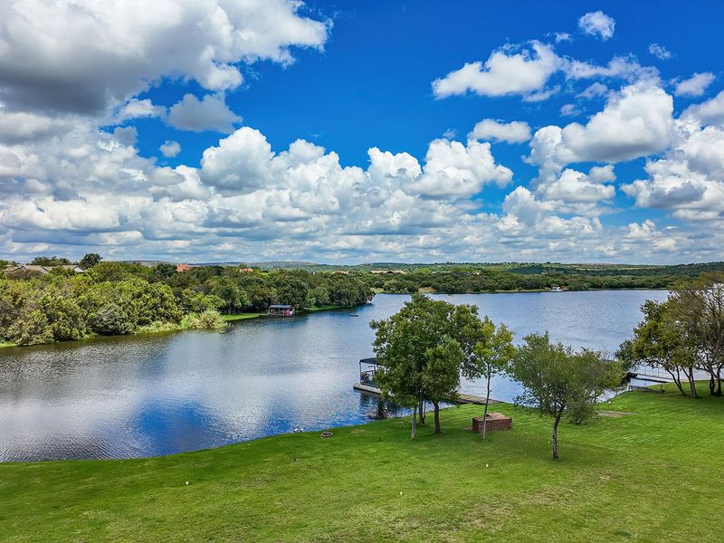 A Home of space, light, exceptional modern finishes on the Waterfront for sale - Photo 4