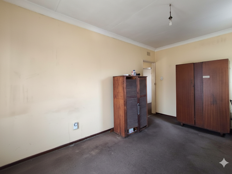 Priced to sell - Photo 10