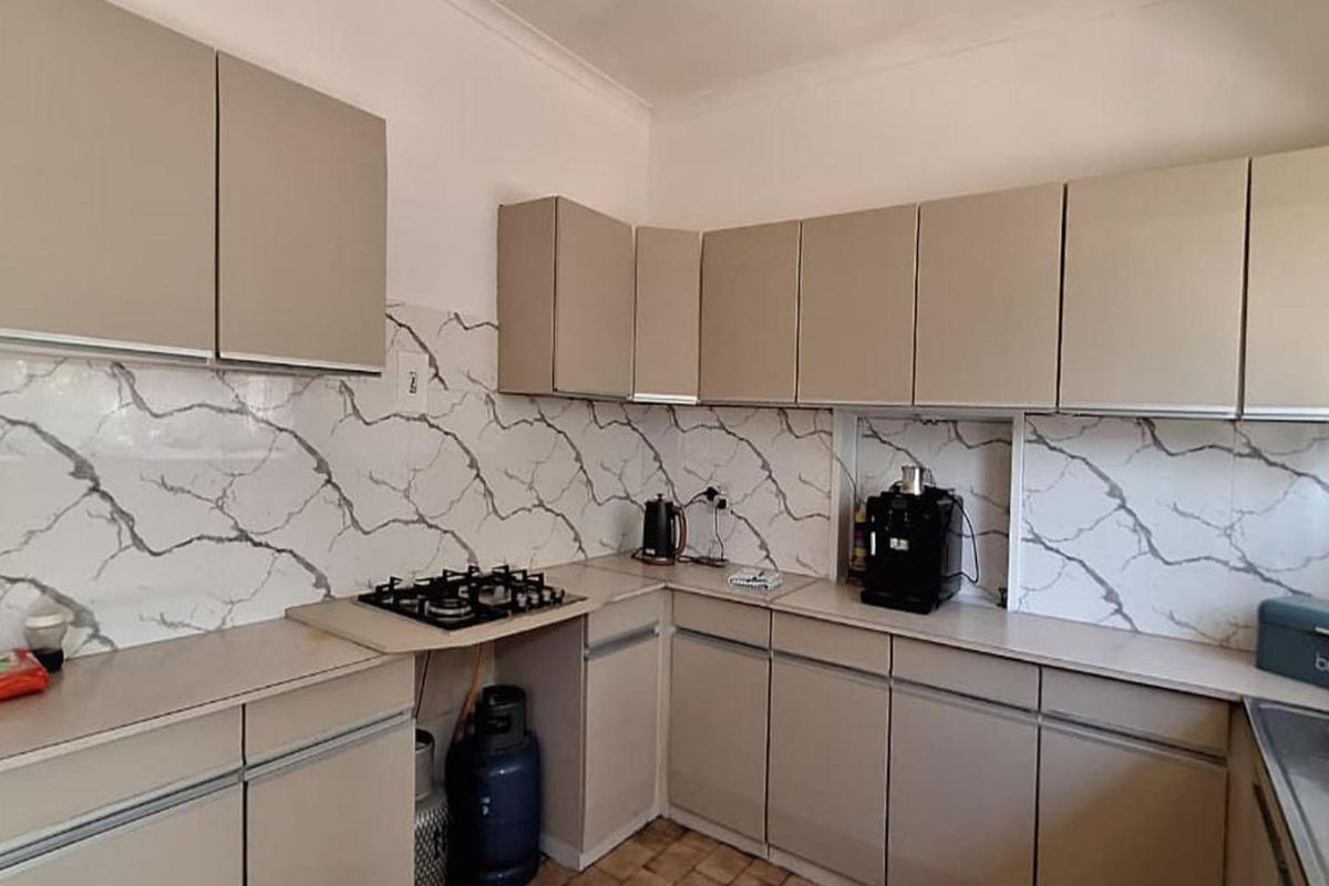 4 Bedroom Family Home with Flatlet in Atlasville - Photo 3