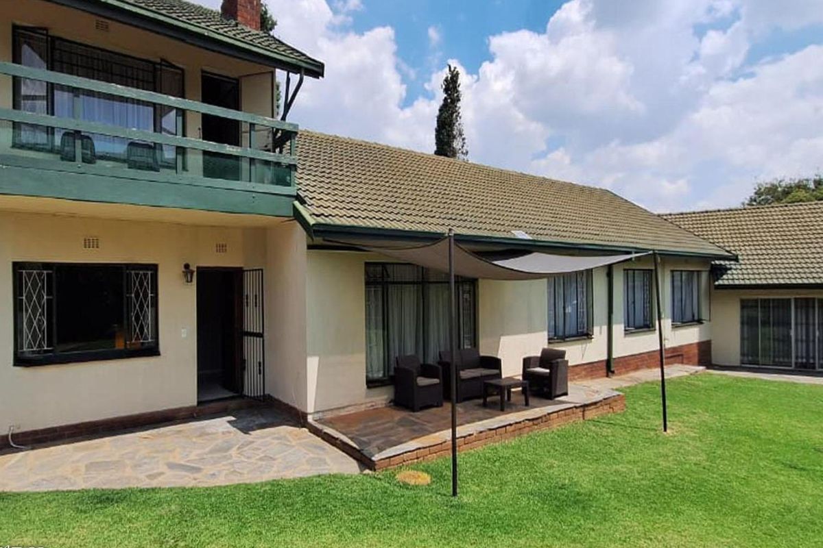 4 Bedroom Family Home with Flatlet in Atlasville - Photo 2