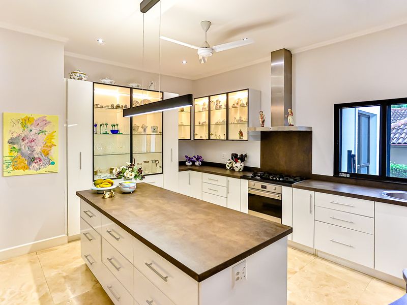 Stunning 4-bedroom home in secure Ballito Gardens Estate, perfect for family living & coastal bliss - Photo 3