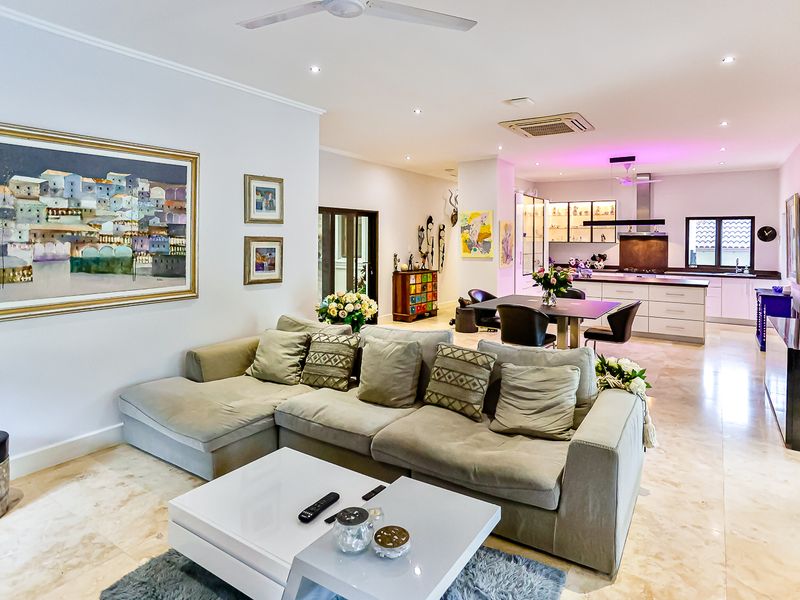 Stunning 4-bedroom home in secure Ballito Gardens Estate, perfect for family living & coastal bliss - Photo 8
