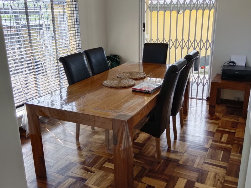 Neat 3-Bed Family Home with Pool & 4-Car Carport – Close to UKZN - Photo 3