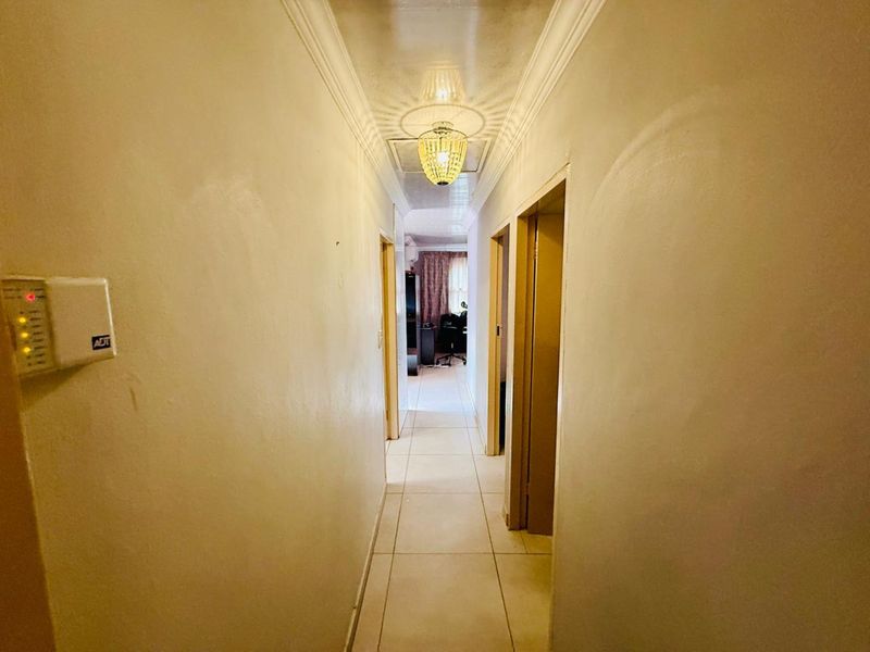 Modern Comfort in the Heart of The Orchards - Photo 10