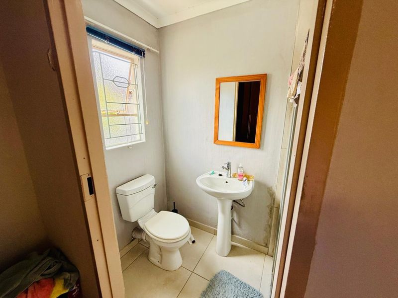 Modern Comfort in the Heart of The Orchards - Photo 7