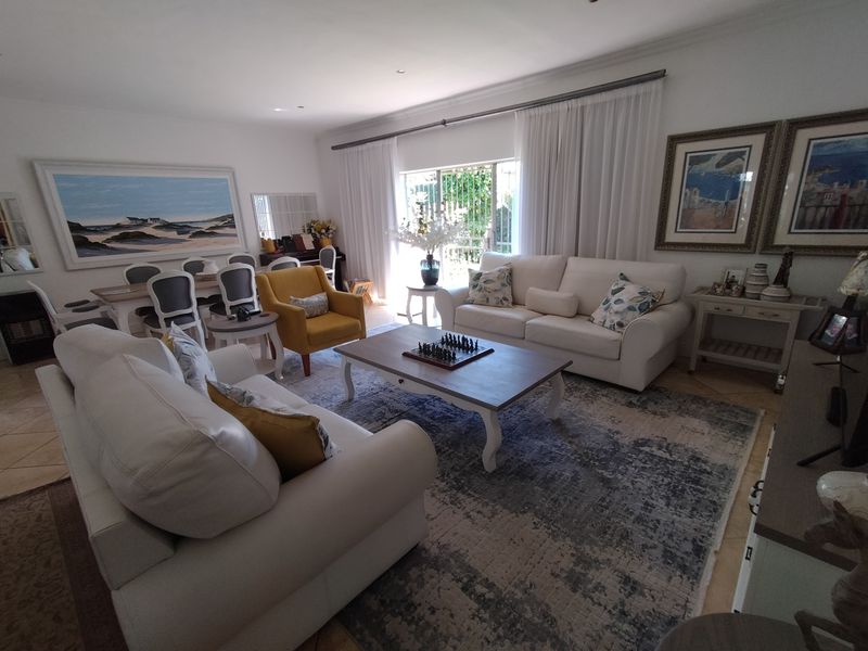 Spacious  Lifestyle Property in Pretoria North – Fully Furnished, Secure and Move-In Ready - Photo 3