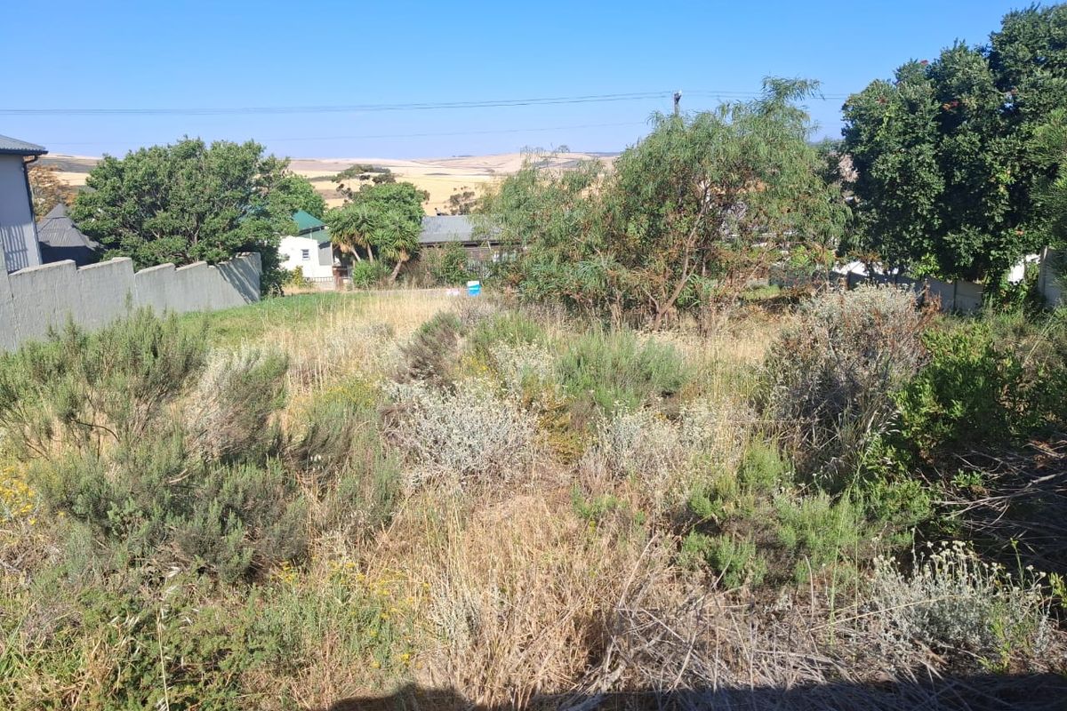 Good address, gentle slope plot, incredible sunrises - Photo 4