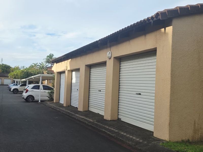 Charming 1-Bedroom Townhouse in the Heart of Meerensee - Photo 10