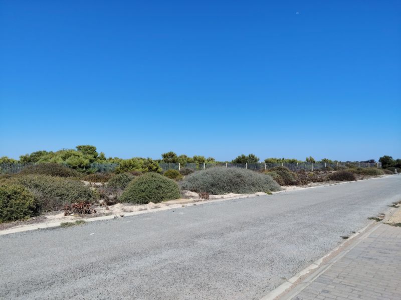 Discover Your Dream Retreat in Britannia Bay - Photo 7