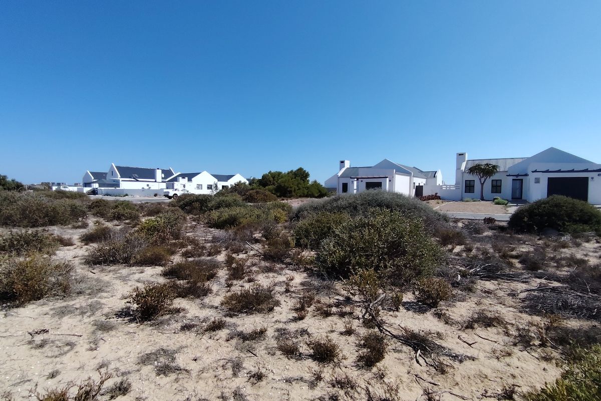 Discover Your Dream Retreat in Britannia Bay - Photo 2