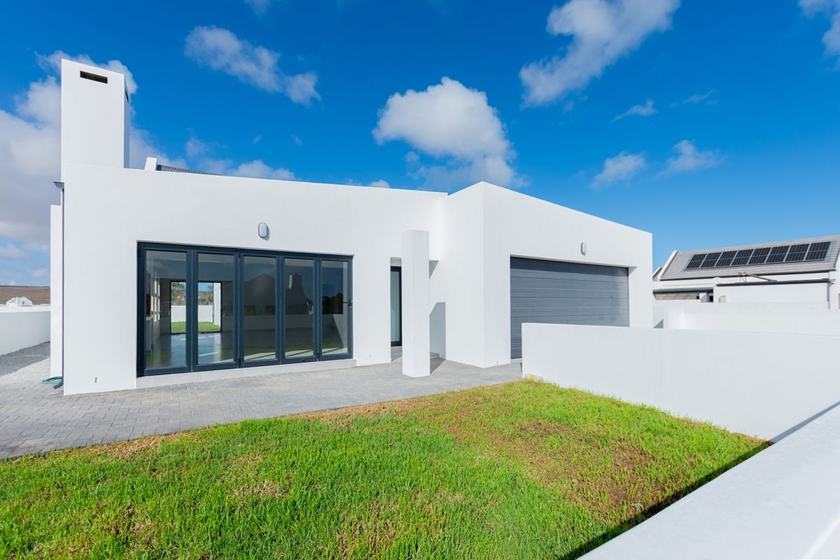 Brand New Home for Sale in Britannia Beach Estate, St Helena bay - Photo 2