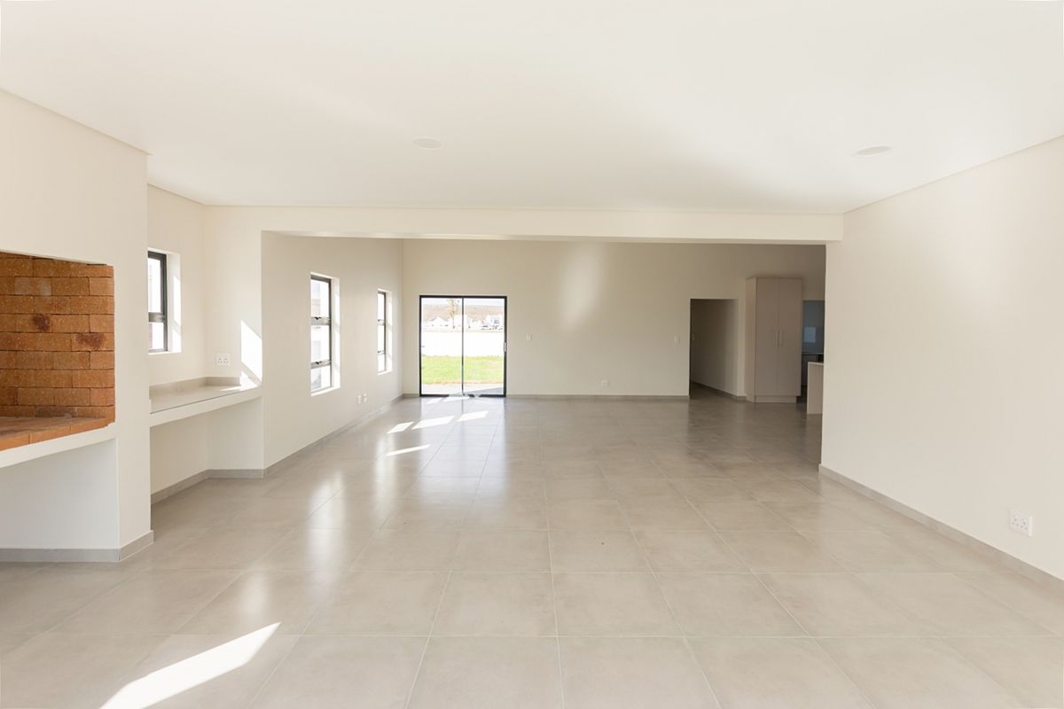 Brand New Home for Sale in Britannia Beach Estate, St Helena bay - Photo 4