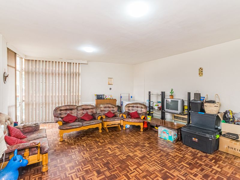 PROPERTY REPORT: 2-BEDROOM APARTMENT – FLORIDA, ROODEPOORT - Photo 7