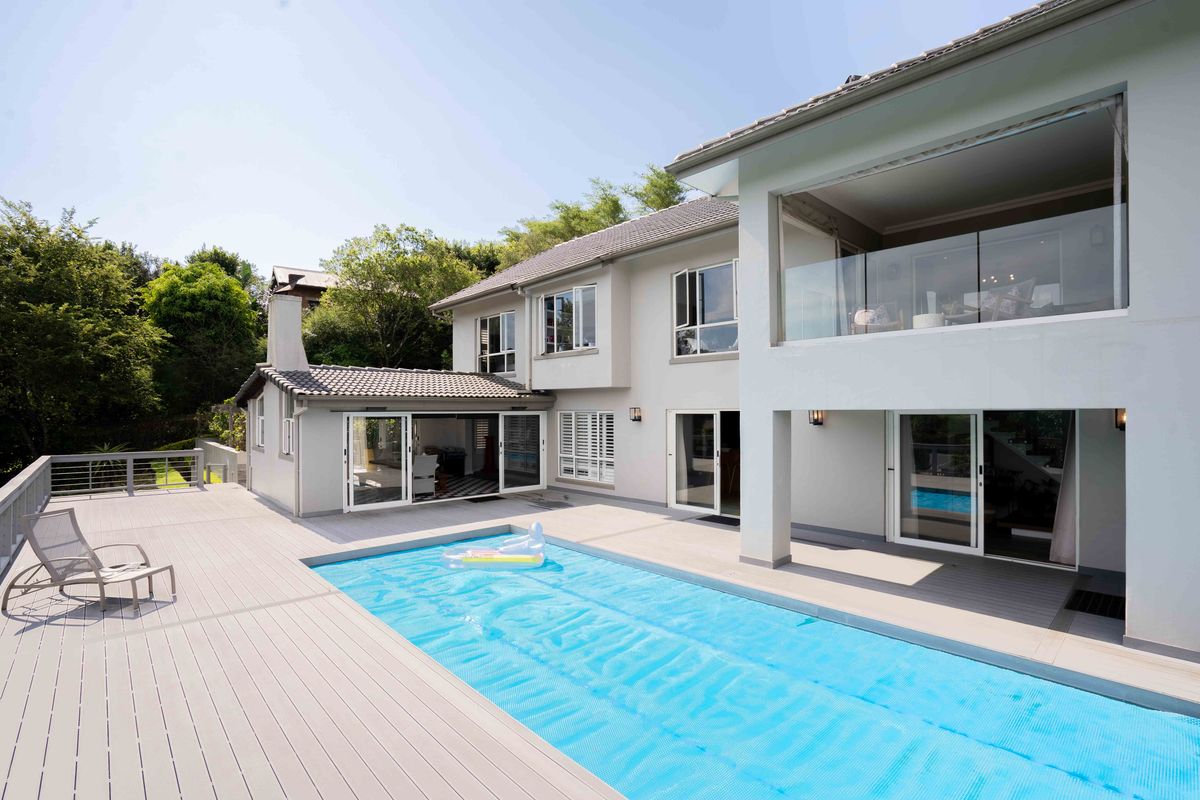 Modern with elevated views in country estate - Photo 2